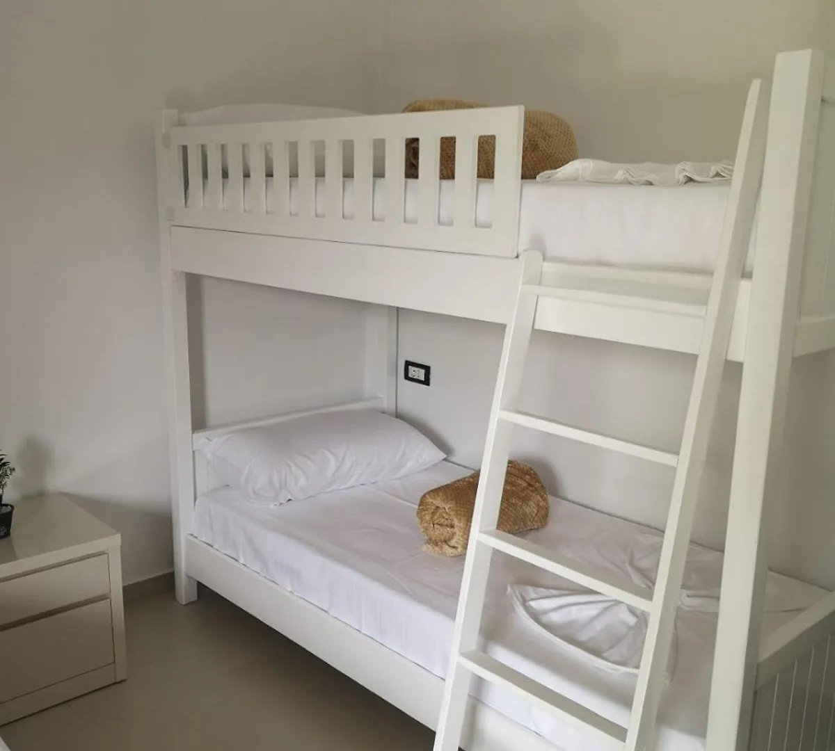 Apartment Guest House Emi Berat Albania