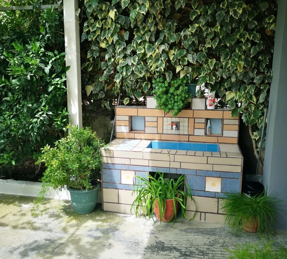 Guest House Emi Berat 0*,  Albania
