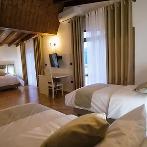 Bed & Breakfast Malasi, Berat